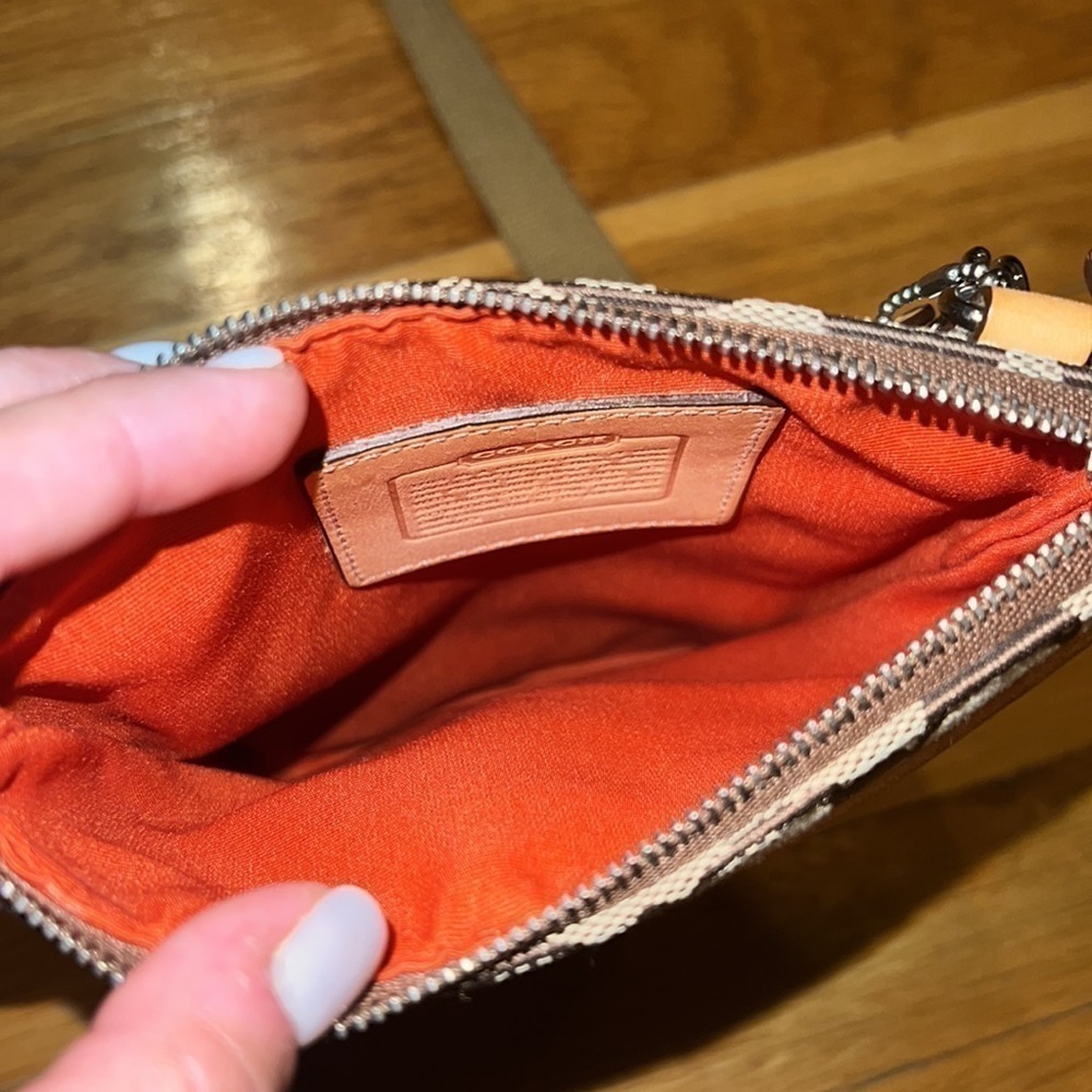 Coach Classic Crossbody bag - Picture 5 of 12